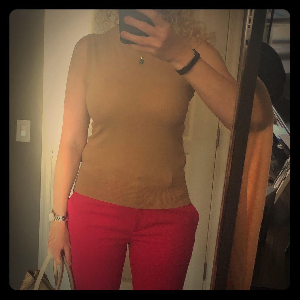 Theory Sleeveless Crewneck Camel M